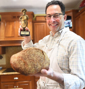 Caridi uses weekend off to follow family tradition